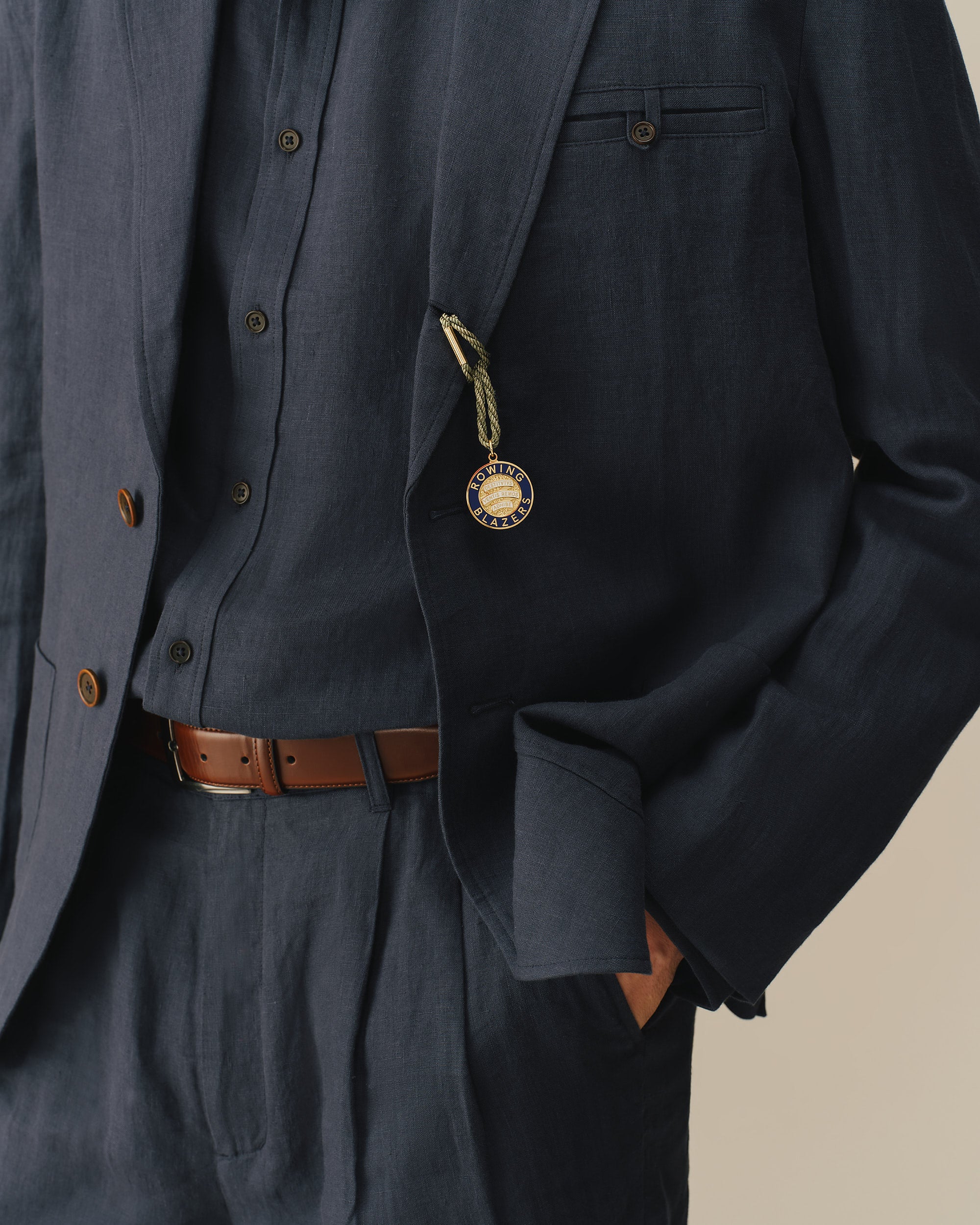 Men's Pleated Linen Tapered Pant Navy - Image 5